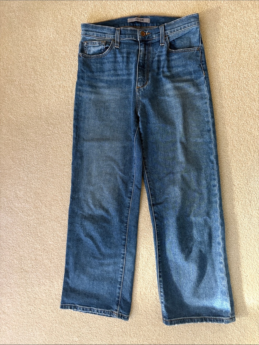 Joe's Jeans Straight-Leg Jeans in Mid/Dark Blue